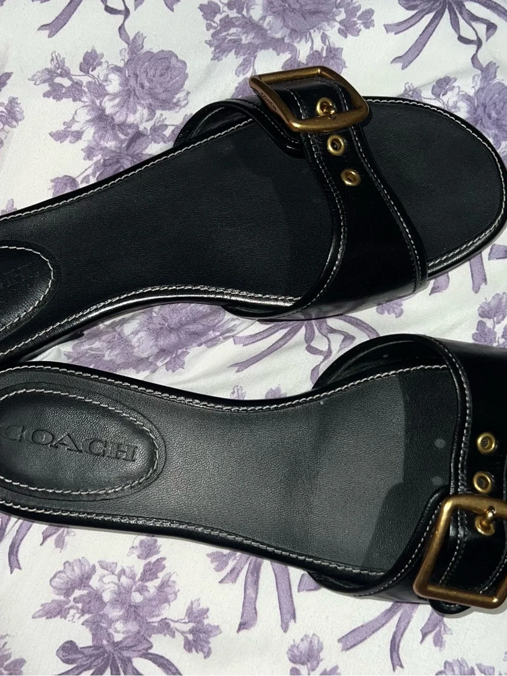Coach classic slide